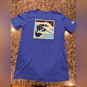 Nike 3BRAND big kid t-shirt Xlg